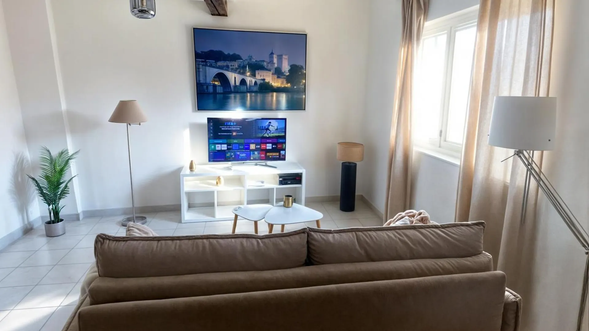 Apartment Suite Douceur - Lit King Size - Clim & Wifi Avignon France